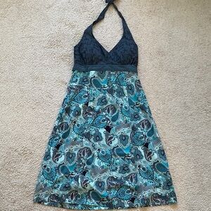 Athleta One-Shoulder Paisley Halter Dress in Teal and Black

Size 8